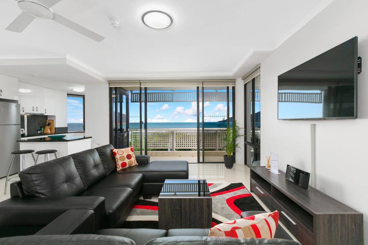 Cairns Luxury Seafront Apartment Exteriör bild