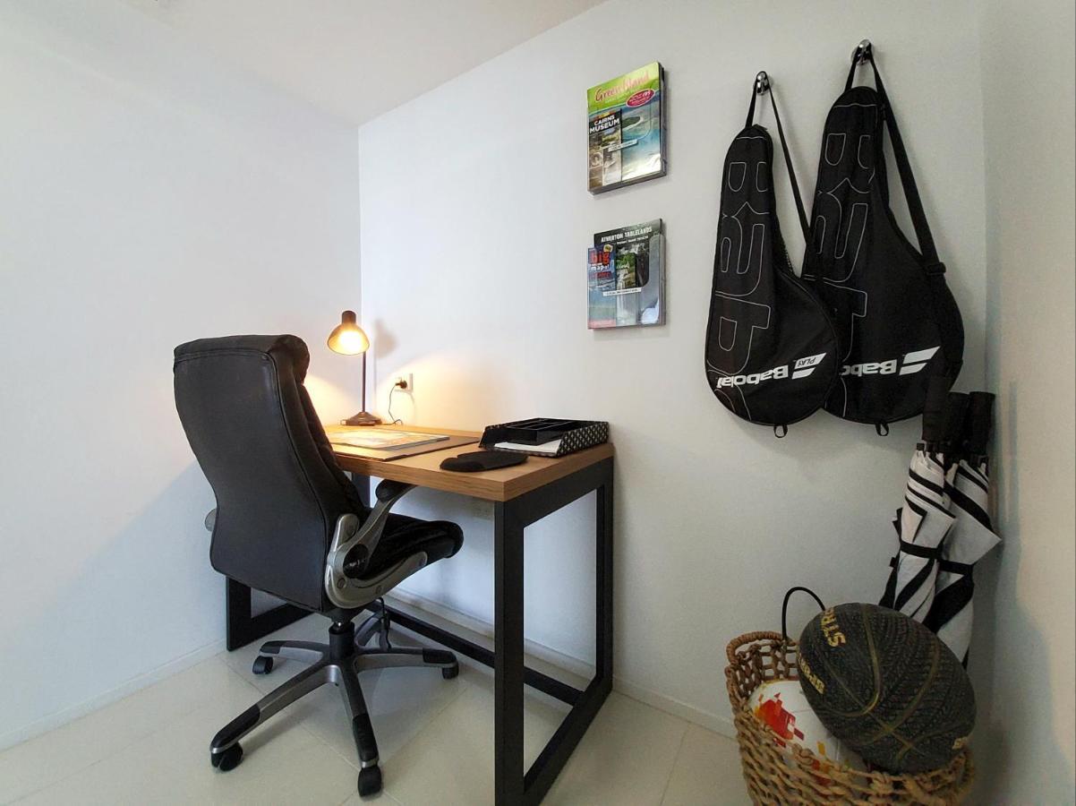 Cairns Luxury Seafront Apartment Exteriör bild