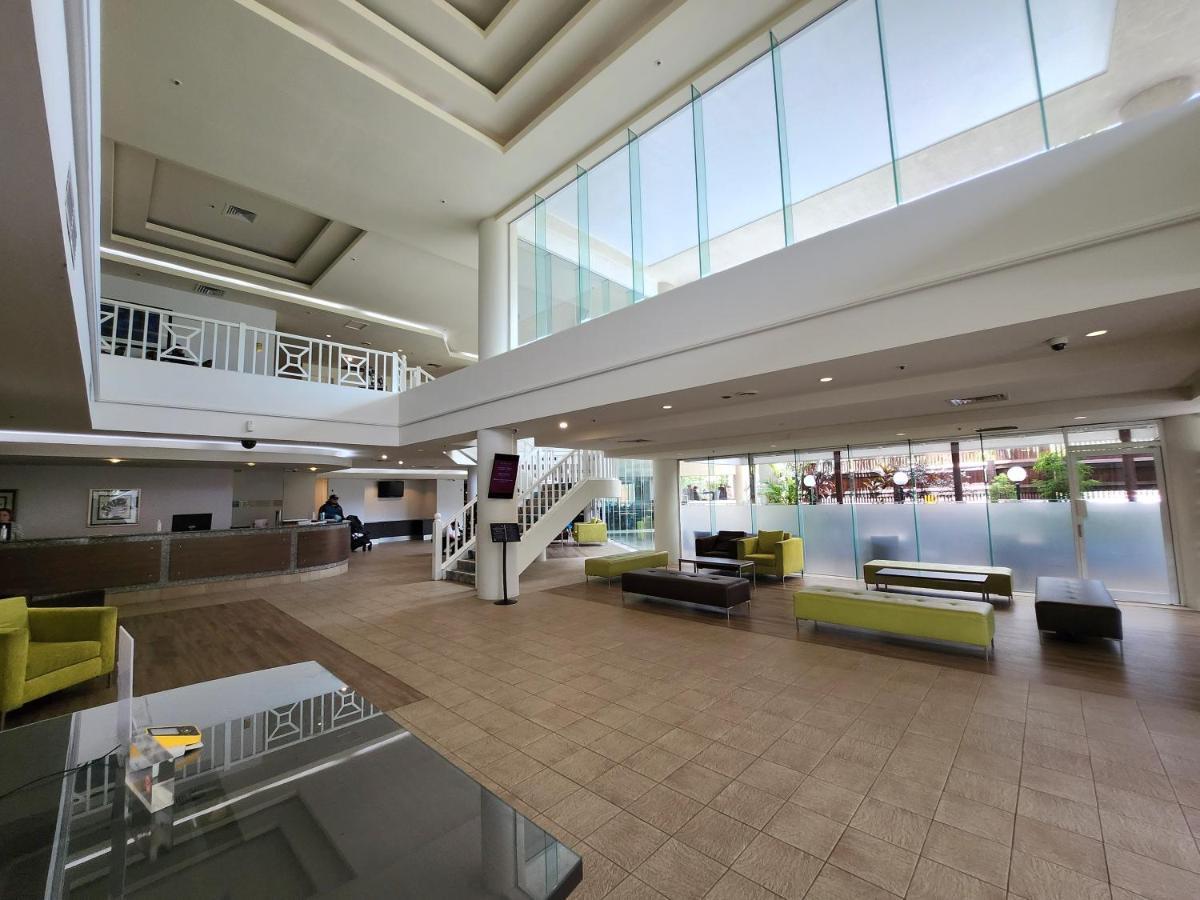 Cairns Luxury Seafront Apartment Exteriör bild