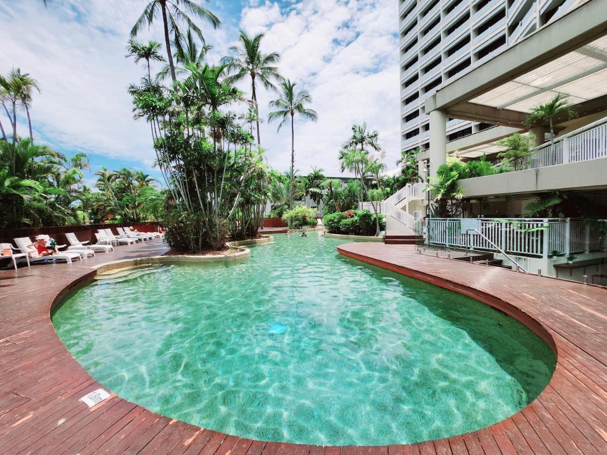 Cairns Luxury Seafront Apartment Exteriör bild